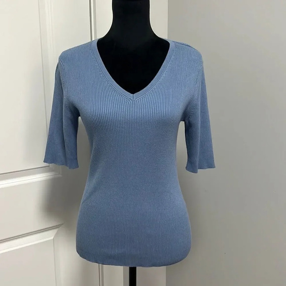 Premise blue shirt 3/4 length sleeves V-neck size L - Picture 1 of 6
